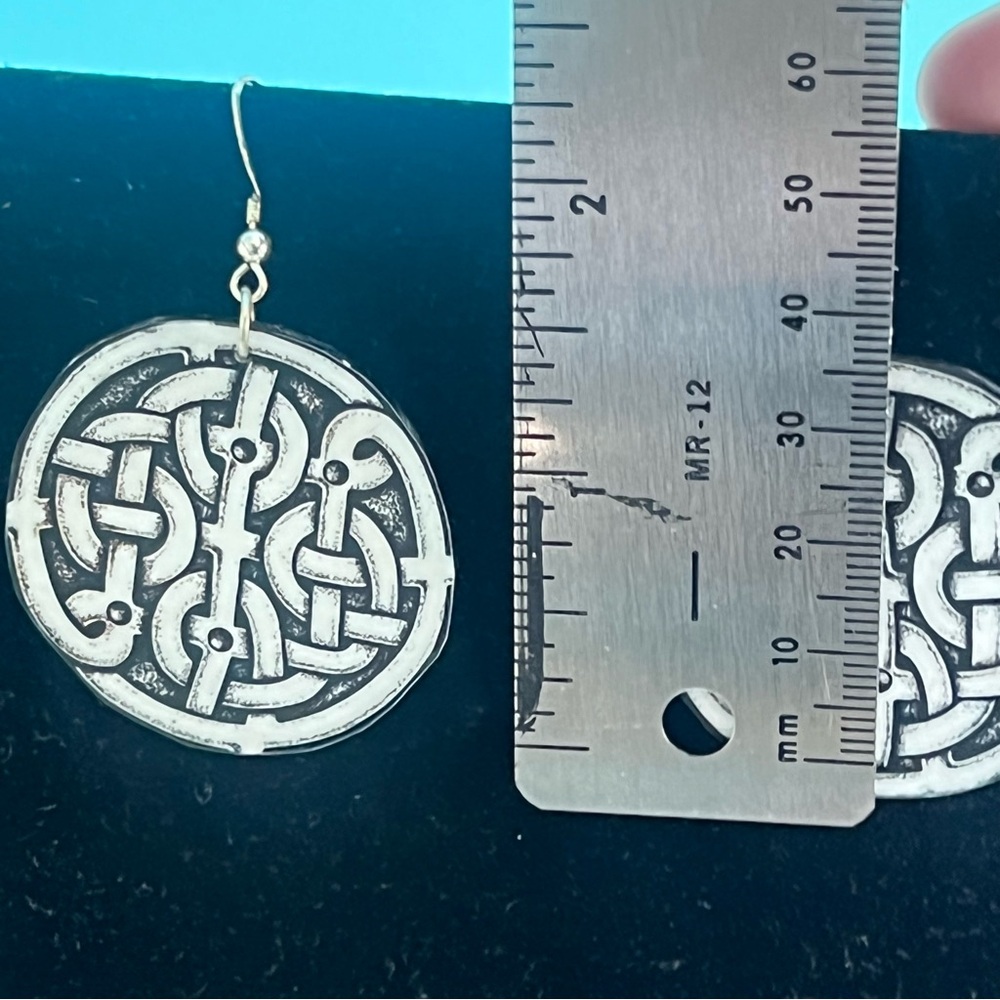 Celtic Knot Earrings Lightweight Bohemian Earrings - Picture 6 of 6